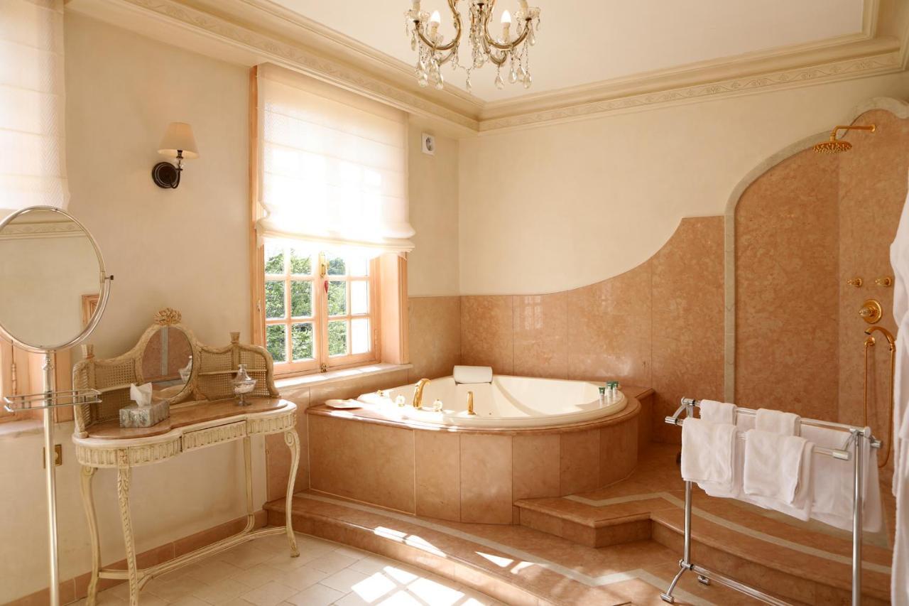 Bed and Breakfast Le Domaine Du Lieu Athan ,Reserve Aux Adultes Saint-Gatien-des-Bois Екстер'єр фото